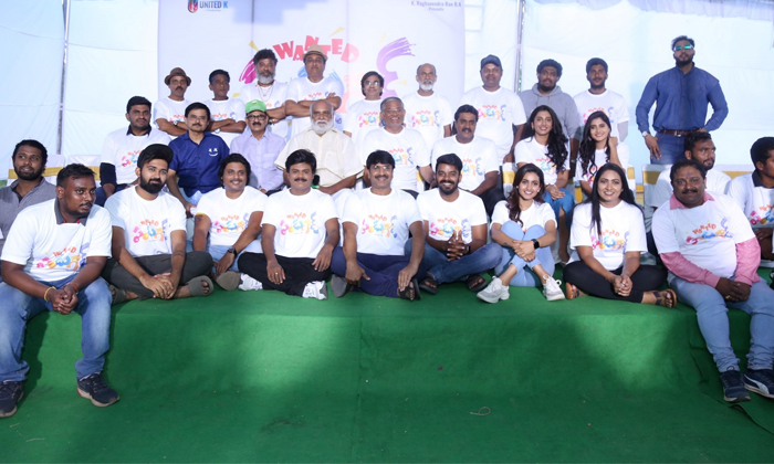 Anasuya, Deepika Pilli, Raghavendra Rao, Sridhar Sipana, Saptagiri, Suneel, Venn