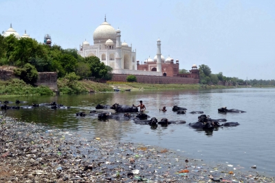  Has Agra Lost The Battle Against Pollution?-TeluguStop.com