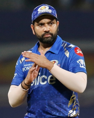  Ipl 2022: Bumrah Was Special But Disappointed With Batting, Says Rohit Sharma-TeluguStop.com