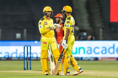  Ipl 2022: Gaikwad, Conway Fifties Set Up Chennai's 13-run Win Over Hyderabad-TeluguStop.com