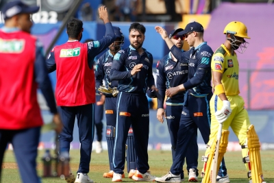  Ipl 2022: Gujarat Titans' All-round Bowling Show Restricts Chennai Super Kings T-TeluguStop.com