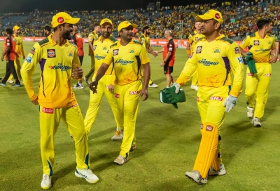  Ipl 2022: Ravindra Jadeja Knew He Would Be The Skipper This Year, Says Ms Dhoni-TeluguStop.com