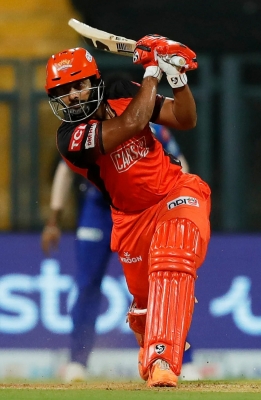  Ipl 2022: Tripathi Fifty Helps Sunrisers Hyderabad Post 193/6 Against Mumbai Ind-TeluguStop.com