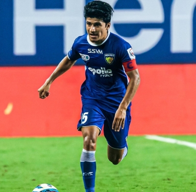  Isl: Chennaiyin Fc Extends Anirudh Thapa's Contract By Two Years-TeluguStop.com