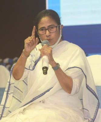  Mamata Exhorts People To Badger Bjp Leaders On Central Funds Issue-TeluguStop.com