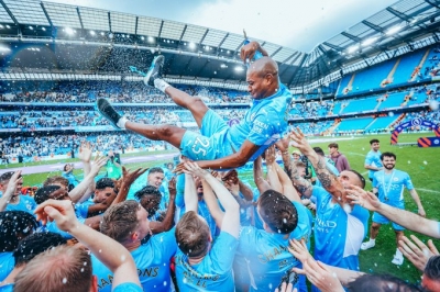  Man City Claim Premier League Title With Dramatic 3-2 Win At Aston Villa, Liverp-TeluguStop.com