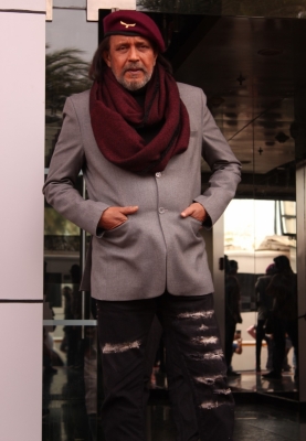 Mithun Chakraborty Makes Full Recovery After Hospital Pics Surface On Internet Mithun Chakraborty Makes Full Recovery After Hospital Pics Surface On Internet-TeluguStop.com