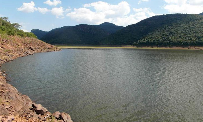  This Is The Worlds Most Mysterious Lake  Mysterious Lake, South Africa , Lake  ,-TeluguStop.com