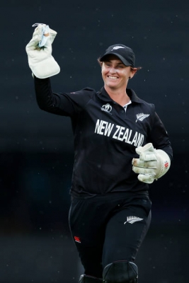  New Zealand Makes Wholesale Changes In Latest List Of Contracted Women Cricketer-TeluguStop.com