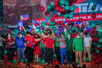  Philippine Presidential Candidates Wrap Up Campaign-TeluguStop.com
