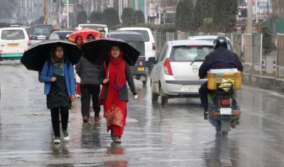  Rain, Thunderstorms Likely In J&k During Next 24 Hours-TeluguStop.com