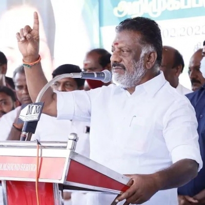  Shocking That Dmk Not Acting Against Those Denigrating Hindu Gods: Panneerselvam-TeluguStop.com