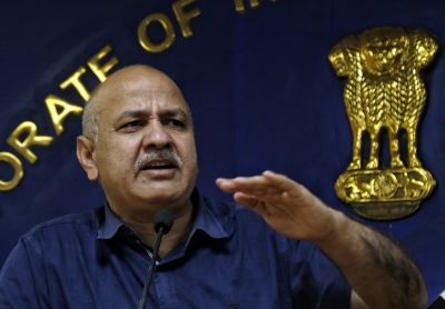  Sisodia Alleges Delhi Civic Bodies May Demolish Over 2,600 Unauthorised Colonies-TeluguStop.com