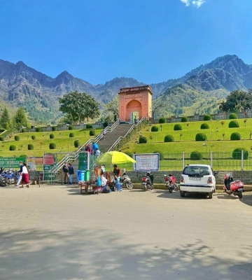  Srinagar, Jammu Record Season's Hottest Day At 31.3 & 43.5 Degrees-TeluguStop.com