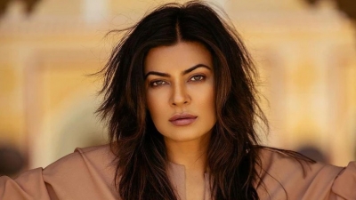 Sushmita Joined By Ex-beau Rohman Shawl At 28 Years Of Miss Universe Win Party Sushmita Joined By Ex-beau Rohman Shawl At 28 Years Of Miss Universe Win Party-TeluguStop.com