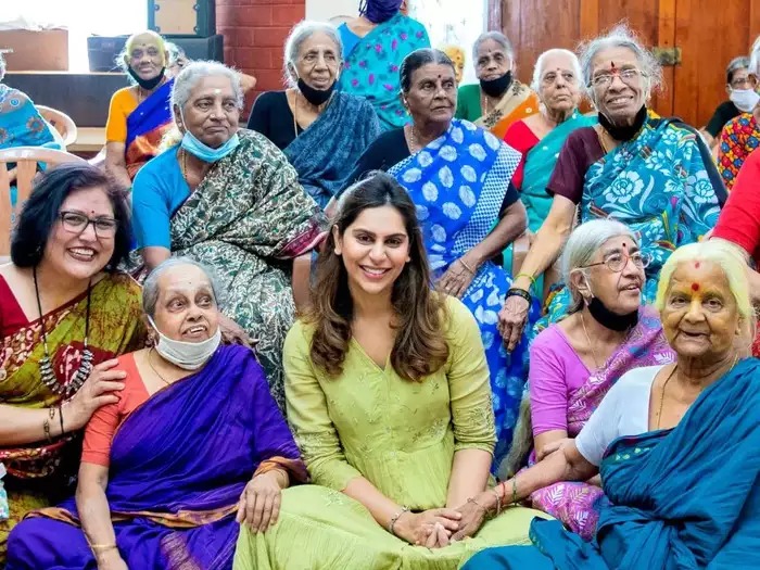  Upasana Konidela Great Gesture Fort 150 Oldage Home, Upasana, 150 Oldage Home, T-TeluguStop.com