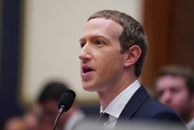  Zuckerberg Discusses 'collaboration' With Italian Pm-TeluguStop.com