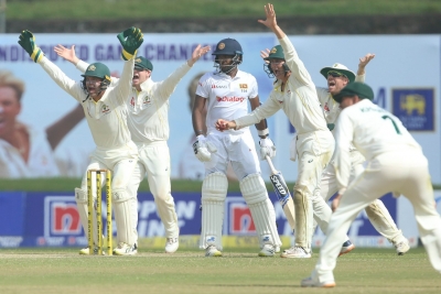  1st Test, Day 1: Lyon Fifer Leads Australia's Dominance Over Sri Lanka-TeluguStop.com