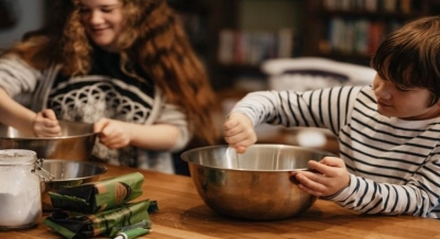  5 Reasons To Bring Kids Into The Kitchen-TeluguStop.com