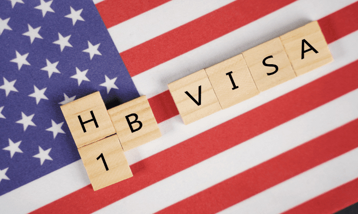  Ex Us Lawmaker Underlines Dire Need To Expand H-1b Visa Programme Amid Inflation-TeluguStop.com