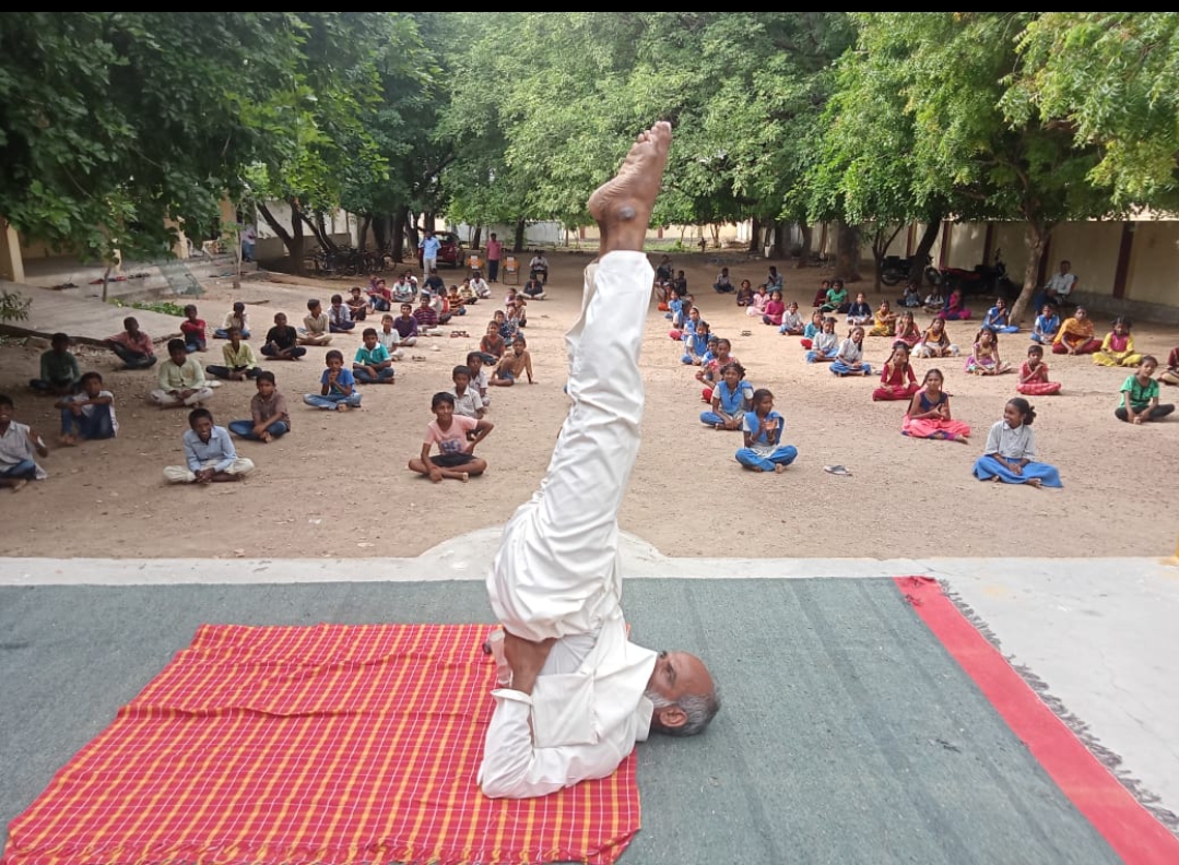 Yoga Day In Chintagudem-TeluguStop.com