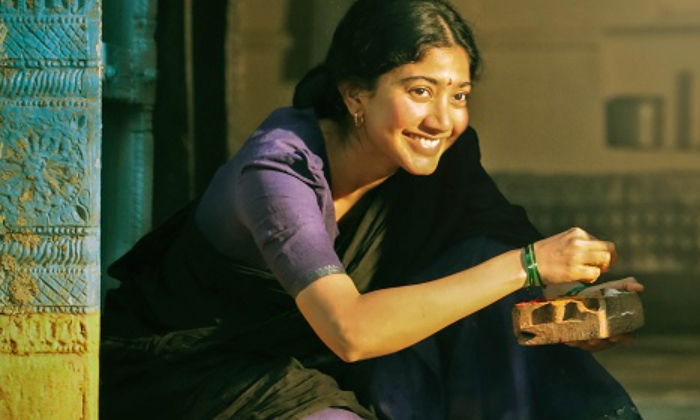  Actress Sai Pallavi Sensational Comments On Script Selection,sai Pallavi,virata-TeluguStop.com