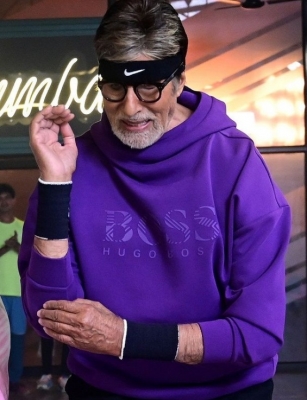  Big B Joins The 'nach Punjaabban' Bandwagon With Quirky Picture-TeluguStop.com