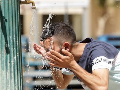  China Issues Yellow Alert For High Temperatures-TeluguStop.com