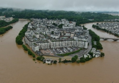  China Renews Alert For Thunderstorms, Rain-TeluguStop.com