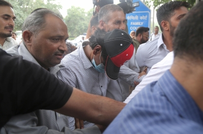  Delhi Police Gets 4-day Custody Of Alt News Co-founder Mohammed Zubair-TeluguStop.com