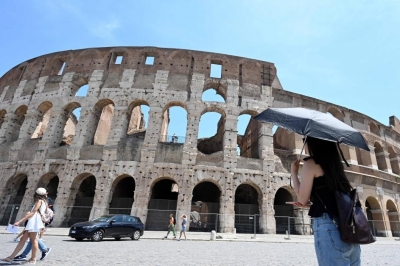  Fears Of New Covid Wave In Italy As Cases Spike-TeluguStop.com