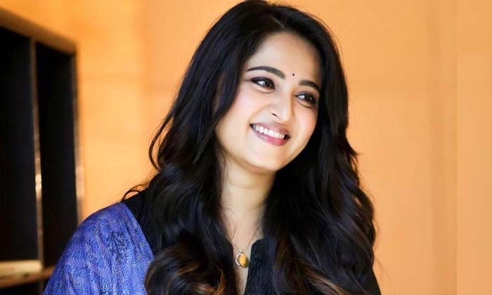 Telugu Anushka, Anushka Shetty, Audi Car, Bmw, Nagarjuna, Prabhas, Telugu, Tolly