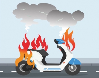  Govt Probe Panel Finds Safety Flaws Behind Ev 2-wheeler Fires-TeluguStop.com