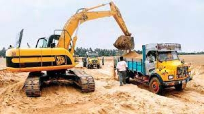  Gujarat Dy Speaker Complains Of Illegal Sand Mining In Lake-TeluguStop.com