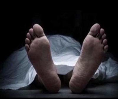  Hyderabad Techie Falls To Death-TeluguStop.com