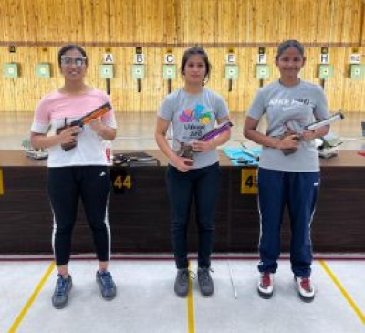  Manu Bhaker Shoots Double Gold At Kumar Surendra Singh Memorial Shooting-TeluguStop.com