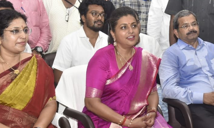  Minister Roja Comments On Vishaka Impress Cruise Ship Details, Minister Roja , V-TeluguStop.com