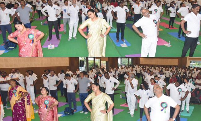  Minister Vidadala Rajani Participated In International Yoga Day 2022 Details, Mi-TeluguStop.com