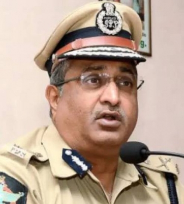  Month After Reinstatement, Andhra Ips Officer Suspended Again-TeluguStop.com