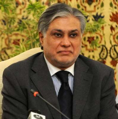  Pml-n Leader Ishaq Dar To Return To Pakistan-TeluguStop.com