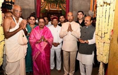  Prez Inaugurates Iskcon Sri Rajadhiraja Govinda Temple In B'luru-TeluguStop.com
