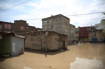  Recent Floods In Afghanistan Kill 400 People-TeluguStop.com