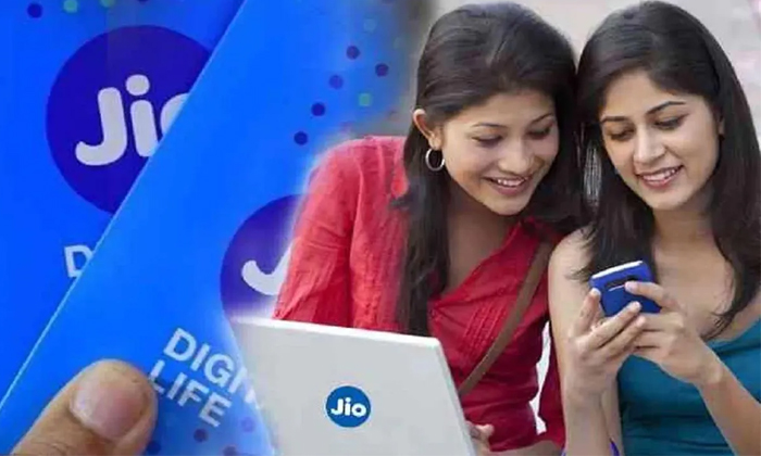 Reliance Jio Offers To Users With Latest Prepaid Plans Details, Jio, Pre Paid,pl-TeluguStop.com