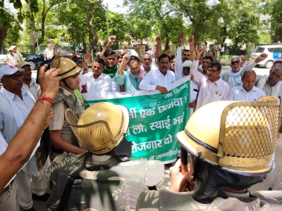  Skm's Peaceful Protest Against Agnipath-TeluguStop.com