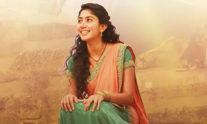  Differences Between Sai Pallavi And Samantha Sai Pallavi , Samantha , Tollywood-TeluguStop.com