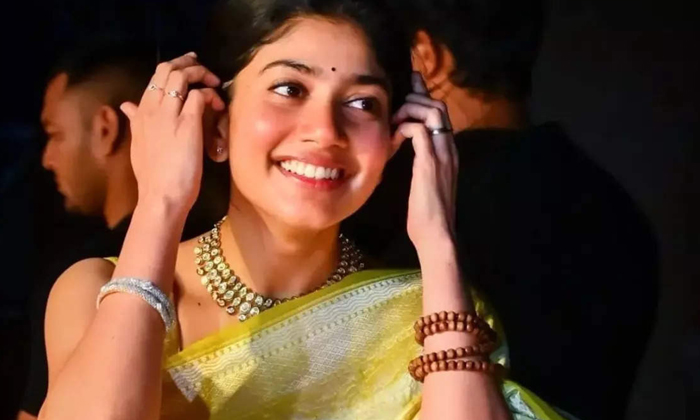 Telugu Dance, Sense, Saipallavi-Movie Telugu Dance, Sense, Saipallavi-Movie