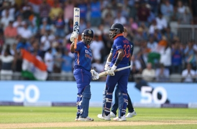  3rd Odi: Hardik, Pant Help India Hammer England By 5 Wickets, Win Series 2-1-TeluguStop.com