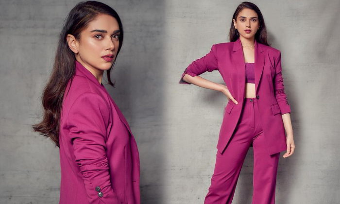 Actress Aditi Rao Hydari In This Images Of Look Beautiful And Hot And Impresses Viewers-telugu Actress Photos Actress Ad High Resolution Photo