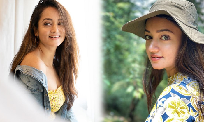 Actress Shanvi Sri Sizzling Images Sweeping The Internet-telugu Actress Photos Actress Shanvi Sri Sizzling Images Sweepi High Resolution Photo