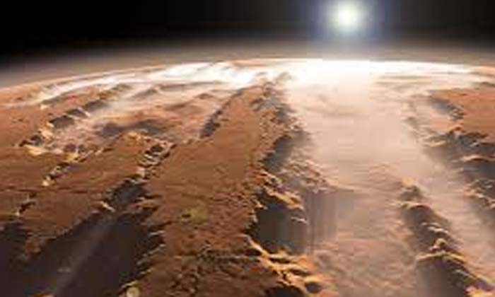 Beautiful Valley On Mars 7 Km The Depth,angara Graham, Well, Viral Latest, News Beautiful Valley On Mars 7 Km The Depth,angara Graham, Well, Viral Latest, News-TeluguStop.com